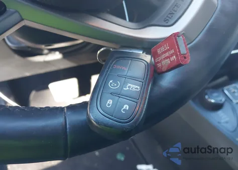 2019 Jeep Cherokee High Altitude 4X4 from USA, damaged, VIN 1C4PJMDX1KD354485